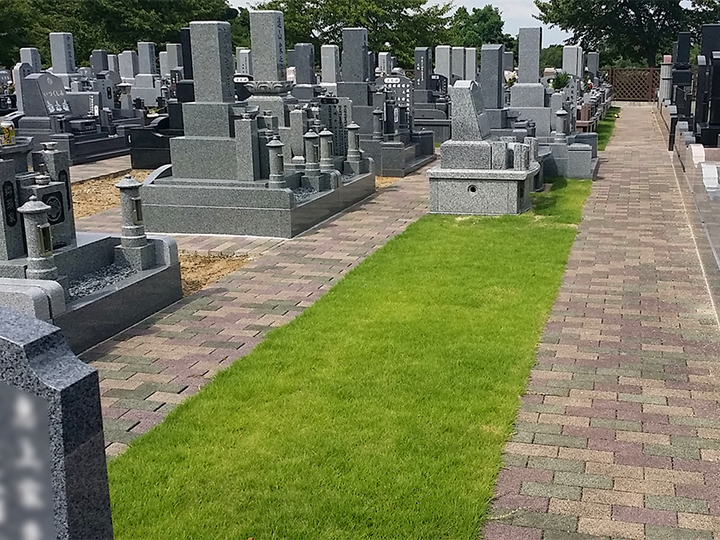 金剛生駒霊園の墓石の形が限定された区画