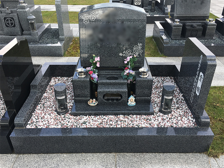 神戸三田メモリアルパークの墓石の形が限定された区画