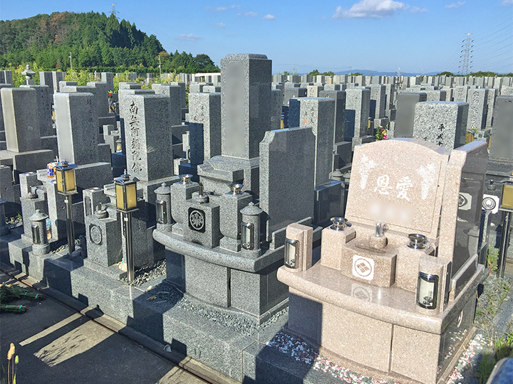 大阪生駒霊園の墓石の形が限定された区画