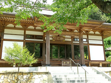 今泉山　称名寺の外観