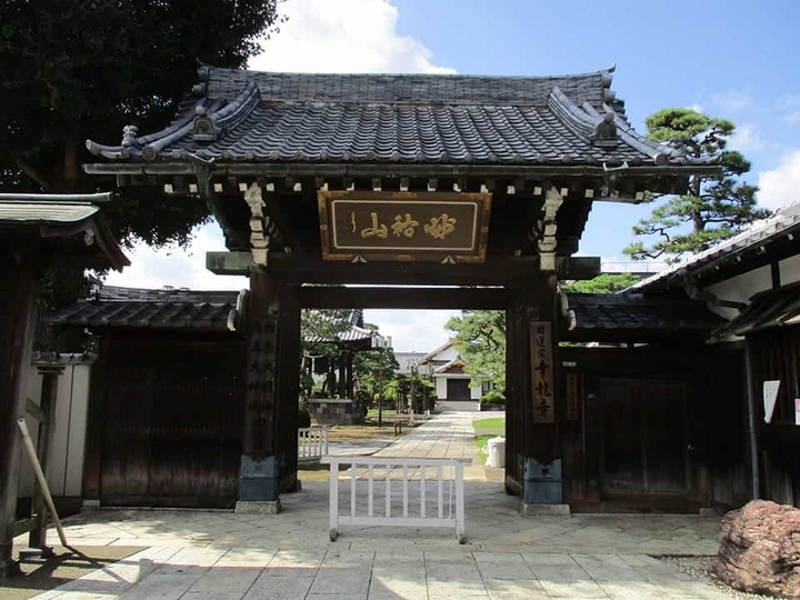 幸龍寺　寺町聖苑の外観