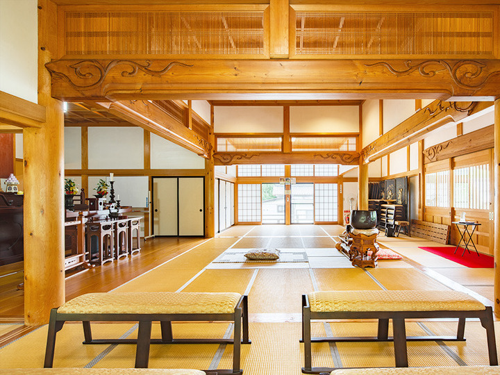 報恩寺の本堂