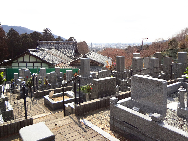 慈恩寺　境内墓地の墓その他イメージ