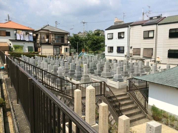 土室霊園の墓　通常区画全体