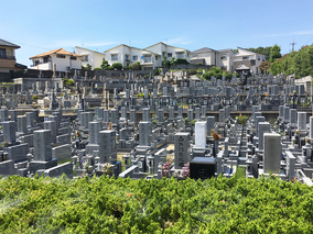 奈佐原共同墓地の外観