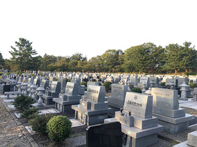 富山市営　富山霊園の全体写真