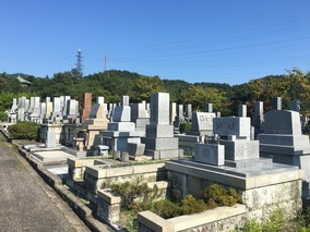 高岡市営　二上霊苑の全体写真