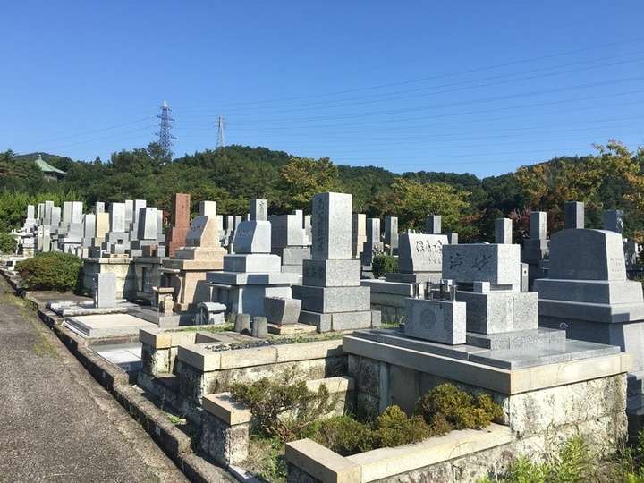 高岡市営　二上霊苑の全体写真