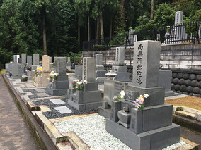越前市営　佐山鹿ノ楽墓園の墓　通常区画全体