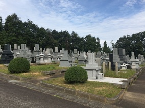砺波市営　赤坂霊苑の外観