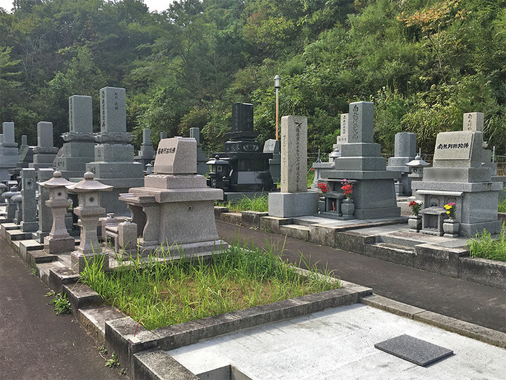 砺波市営　第2赤坂霊苑の墓　通常区画全体