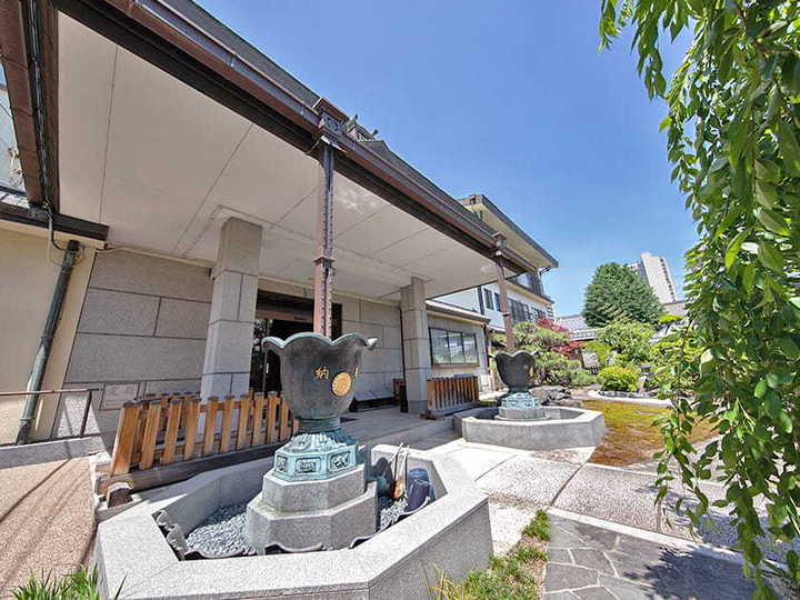 雲雷寺の入り口