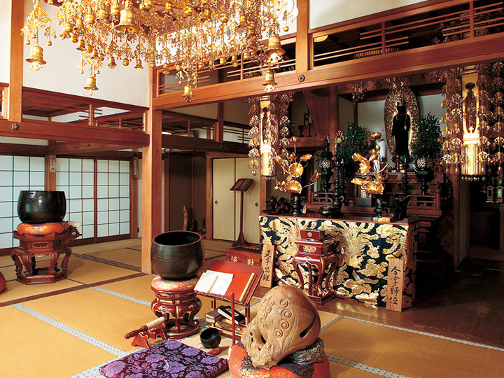 青龍寺の本堂