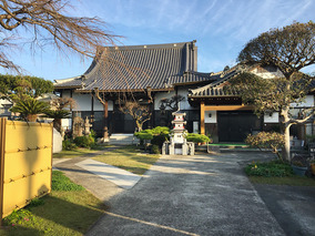 東光院の外観