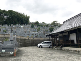 宝塔寺墓苑の墓その他イメージ