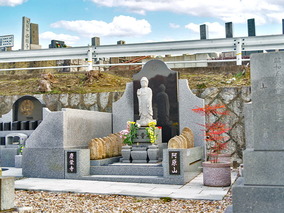 平和公園　慶栄寺墓地の永代供養　永代供養墓全体写真