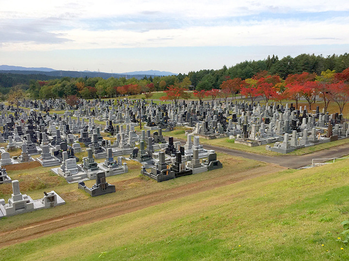 青森市八甲田霊園の外観