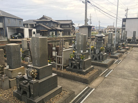 岐南町徳田中山霊苑の墓　通常区画全体