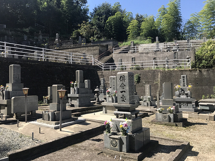 呉市営　神原墓地の墓　通常区画全体