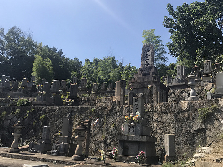 呉市営　坪内墓地の全体写真