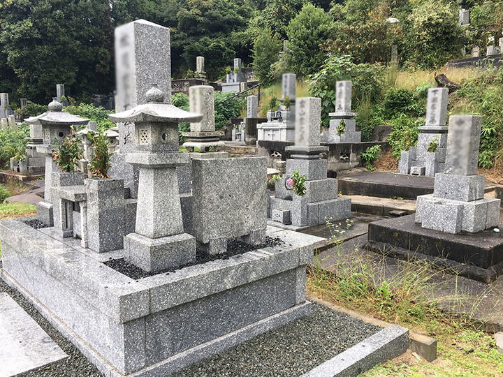 防府市営　岡山墓地の全体写真