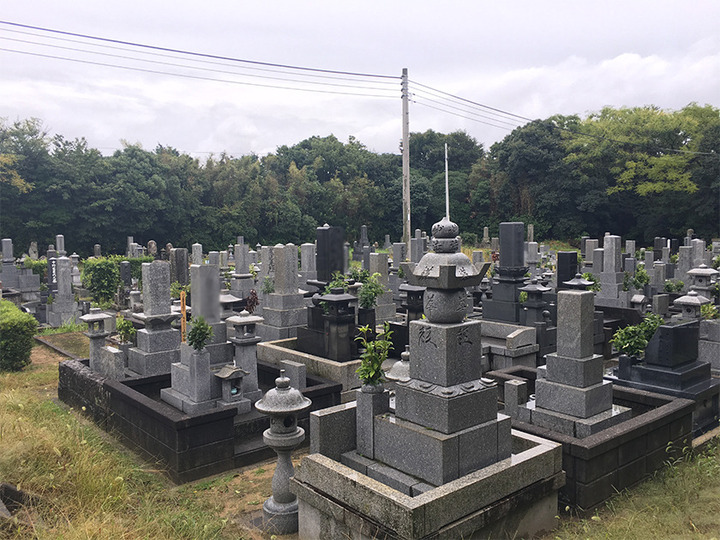 萩市営　西の浜墓地の外観