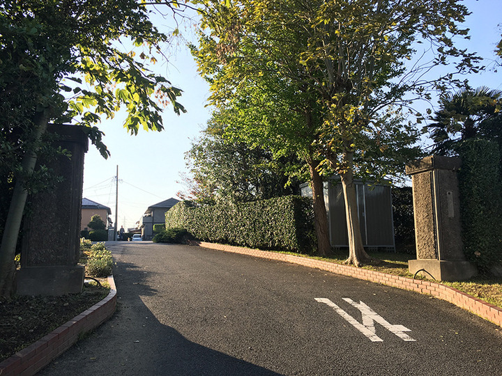 半田市営　北谷墓地の入り口