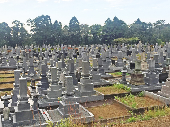 かほく市営　宇ノ木墓地公園の外観