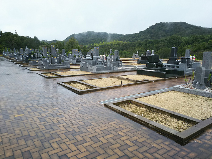 洲本市営　五色台霊園の外観