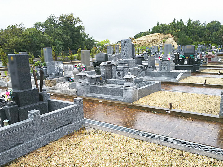 洲本市営　五色台霊園の墓　通常区画全体