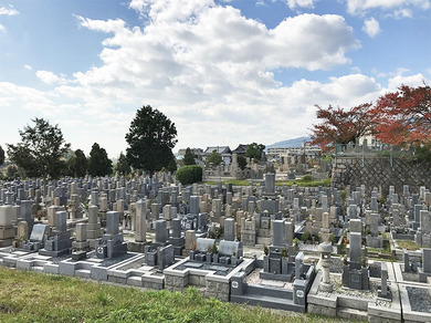 西宮市営　満池谷墓地の外観