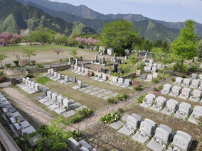 奥多摩霊園の外観