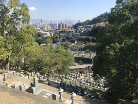 広島市営　三滝墓園の外観