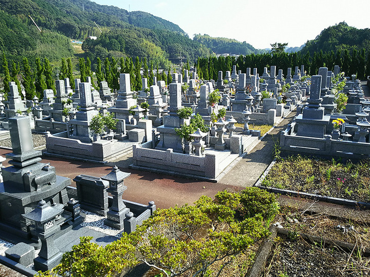 宿毛市立墓地公園の外観