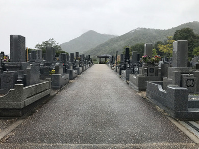 三田市霊苑の外観