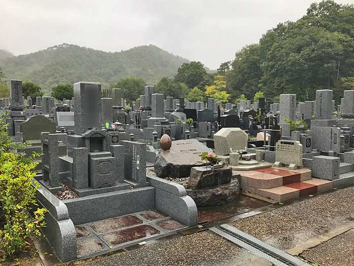 三田市霊苑の墓　通常区画全体