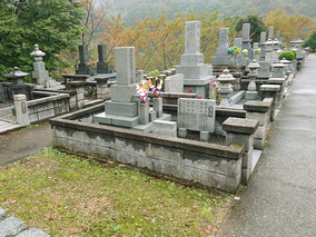 益田市営　笹倉墓地公園の外観