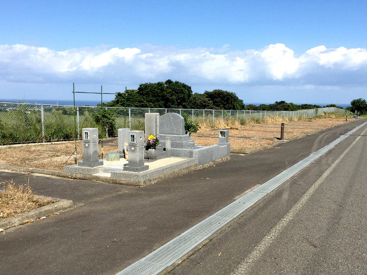 琴浦町営きらり墓地の外観