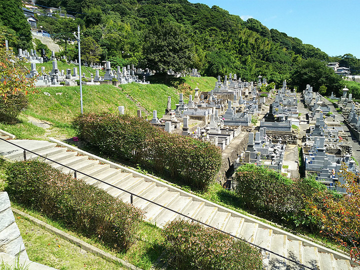 北九州市立　藤ノ木霊園の外観