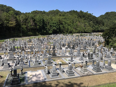 米子市営　南公園墓地の外観