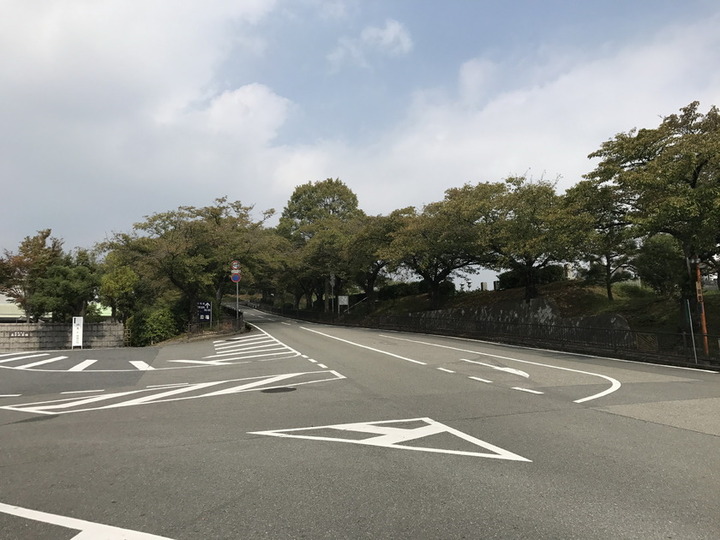 姫路市営　名古山霊苑の入り口