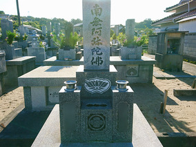 浜田市営　下府上の浜共同墓地の墓　通常区画全体