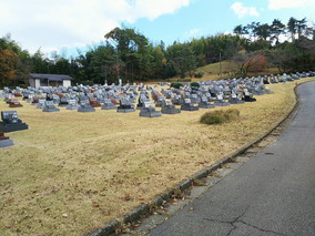 金沢市営　奥卯辰山墓地公園の全体写真