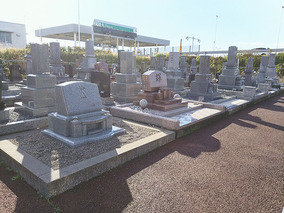 白山市営　蝶屋墓地公苑の墓その他イメージ