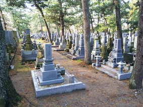 白山市営　美川墓地公苑の外観