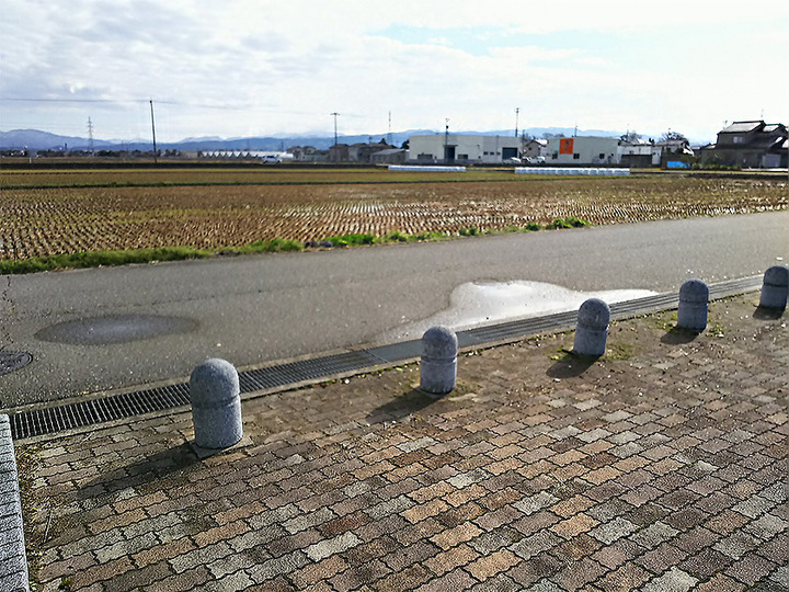 白山市営　松任北部墓地公苑の入り口