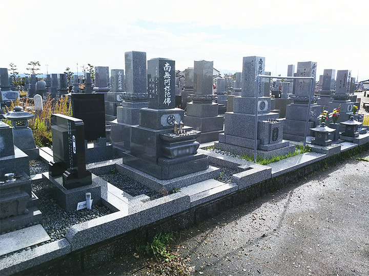 白山市営　松任北部墓地公苑の墓　通常区画全体