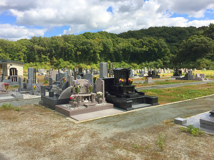 新庄墓園の墓　通常区画全体