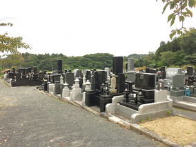 七ヶ浜町公園墓地「蓮沼苑」の外観
