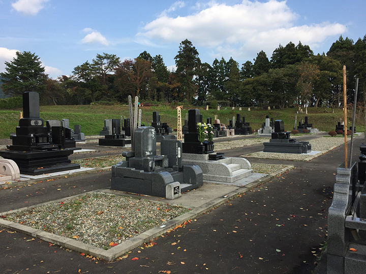 八郎潟町墓地公園 たかおか霊園の墓　通常区画全体